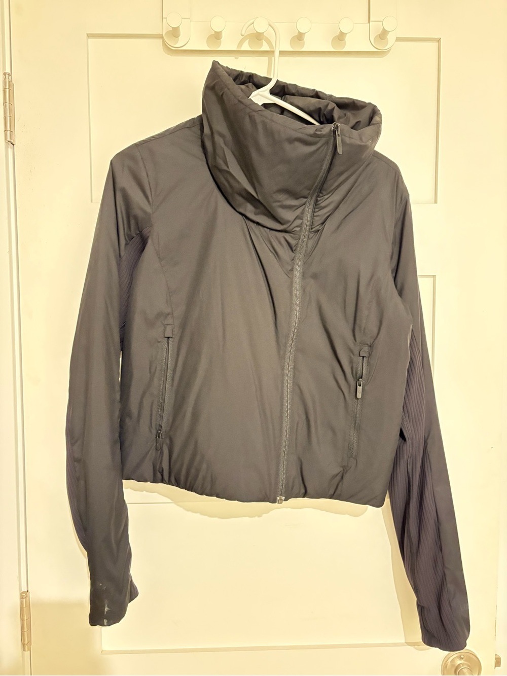lululemon athletica Women's Charcoal High-Collar Puffer Jacket